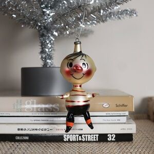 Vintage Charlie Brown mcm De Carlini handblown Italian Christmas ornament